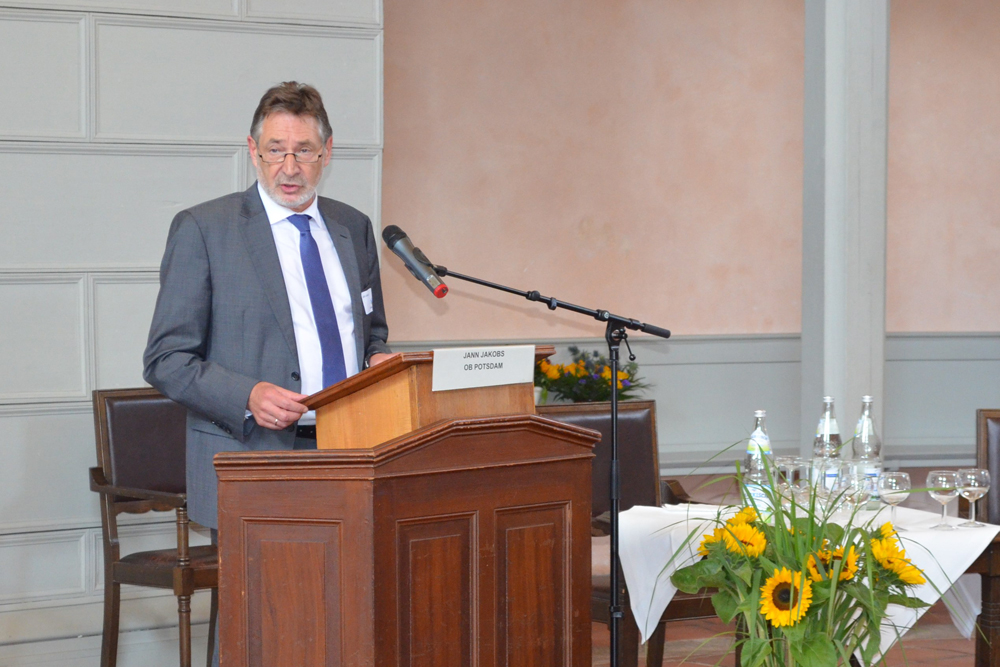 Oberbürgermeister Jann Jacobs eröffnet den Genossenschaftstag 2016